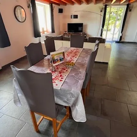 Avec Vaste Jardin, Proche Cure Thermale Et Nature - Fr-1-589-654 Les Voivres