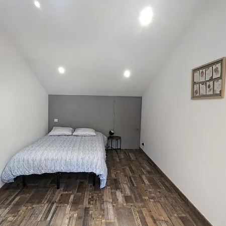 Casa de Férias Avec Vaste Jardin, Proche Cure Thermale Et Nature - Fr-1-589-654 Les Voivres